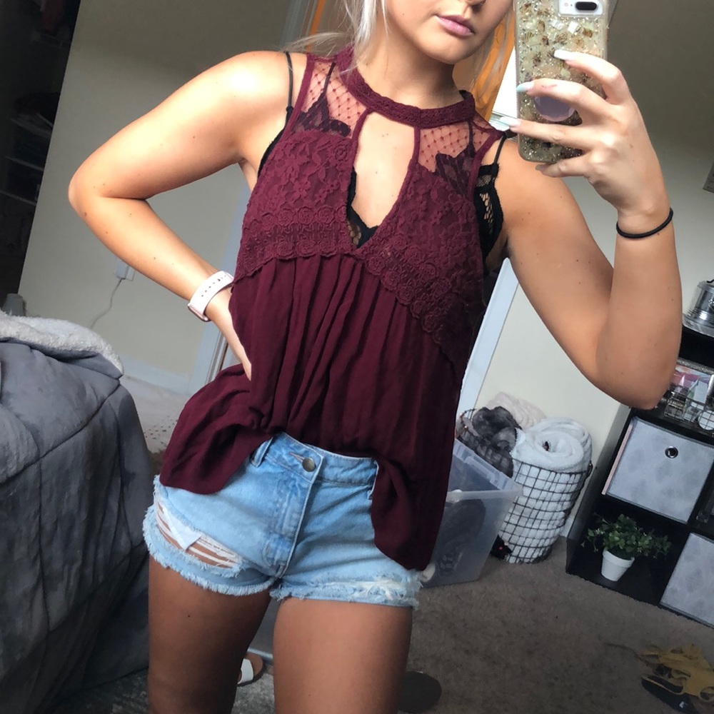Maroon key hole blouse